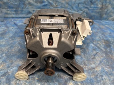 Двигатель сма Bosch 1BA6755-OLI 8001026113