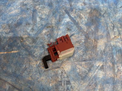 Кнопка включения Bosch WFF 1200 3061281AA3/00